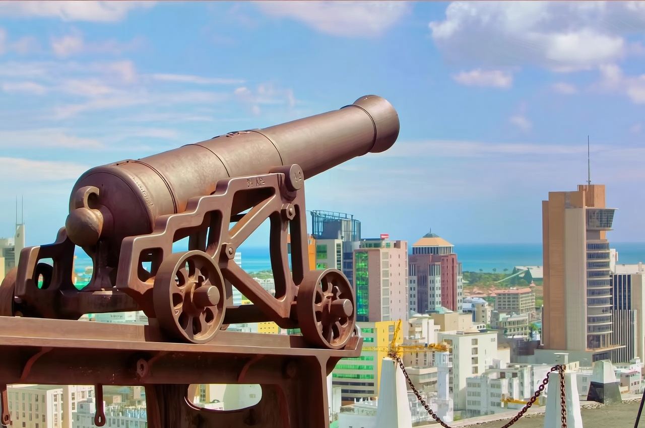 Mauritius + Notre-Dame Auxiliatrice de Cap Malheureux, Port Louis Citadel, Caudan Waterfront, Mauritius Aquarium, including hotel transfer