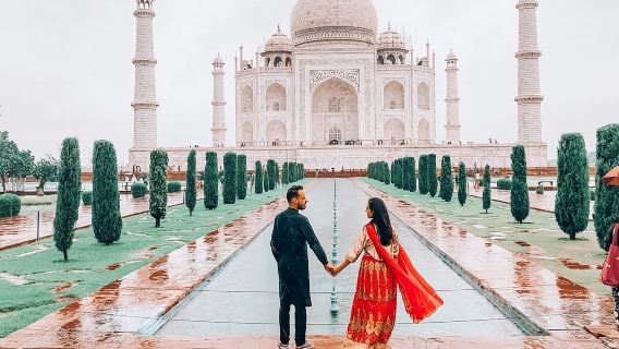 Lawatan Taj Mahal & Agra Fort dengan makan tengah hari Masakan Rumah di Locals Home