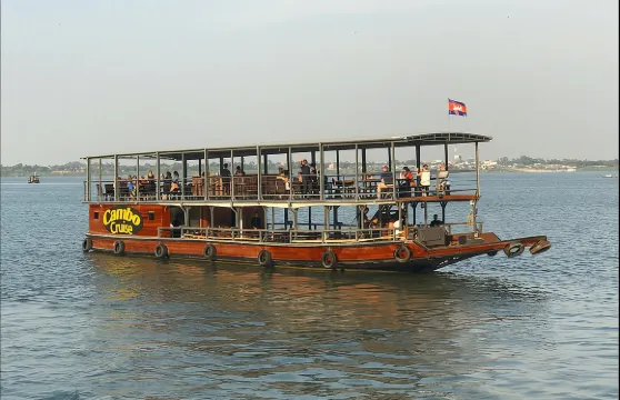 日落及晚間晚餐遊船，含單程免費接送