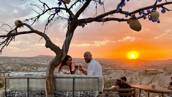 Excursión privada de día completo con guía local y vehículo en Göreme