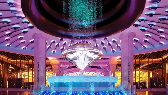 澳門【20人團】贈流量卡+大三巴+路環漁村+威尼斯人+自助餐