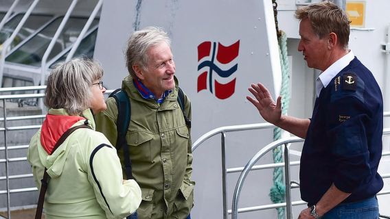 Гейрангер: прогулка на лодке с осмотром фьордов и водопадов.