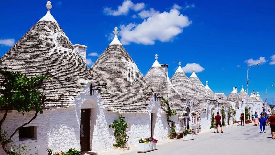 Tour UNESCO: Alberobello e Matera in bus privato da Bari