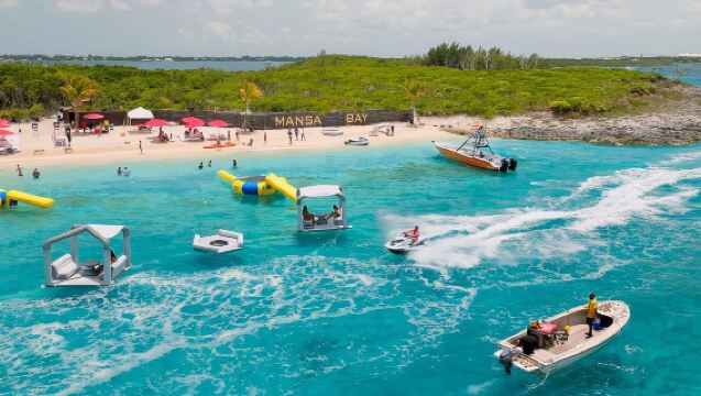 Nassau Swimming Pigs: Snorkeling, Lunch & Private Beach Club