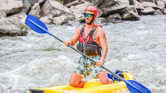 크렘링: 콜로라도 강 상류 하프데이 카약 어드벤처