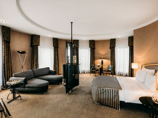 Lindner Hotel Dusseldorf Airport, part of JdV by Hyatt Room Type - JUNIOR SUITE DELUXE