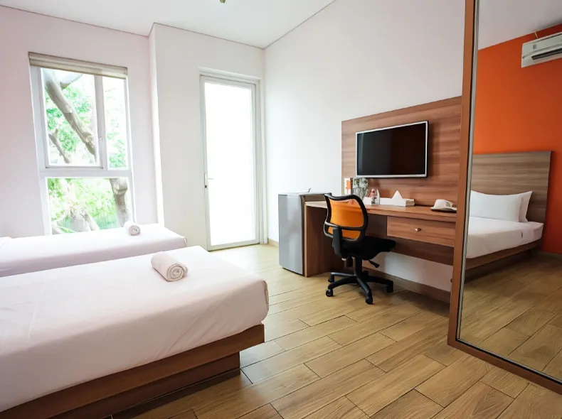 LeGreen Suite Kuningan