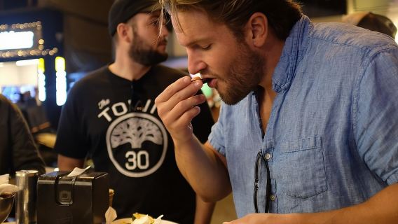 Istanbul Guided Walking Tours with Food and Beverage Tastings