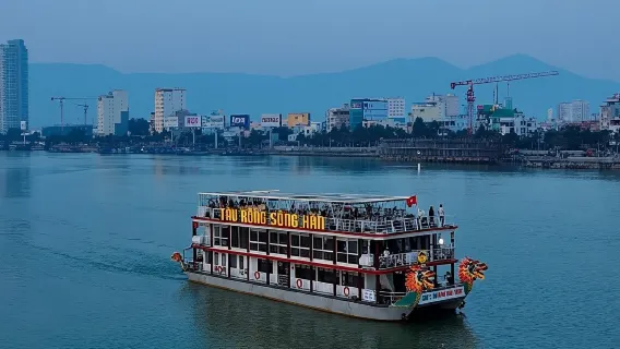 Da Nang Night Foodie Tour City and Han River Cruise By Private | Half-Day Trip 5h