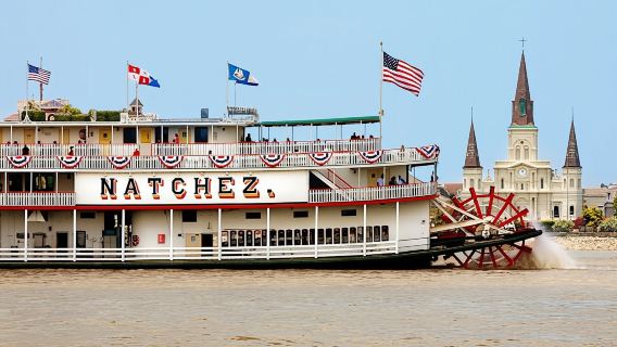 Steamboat Natchez Sunday Jazz Brunch Cruise in New Orleans