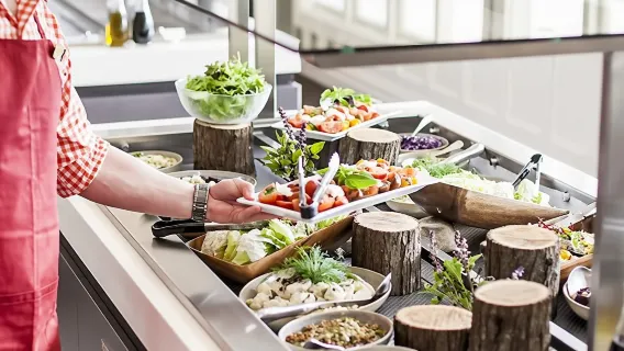 TSS Enslow Steamship BBQ Food and Beverages in Queenstown, New Zealand 2196