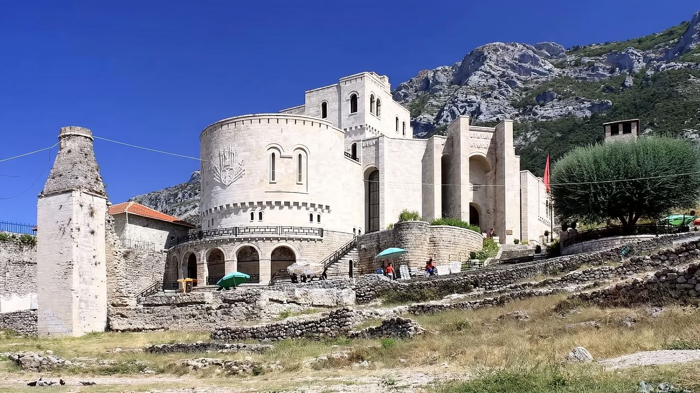 都拉斯包車一日遊：古羅馬劇場+城堡+海灘+博物館