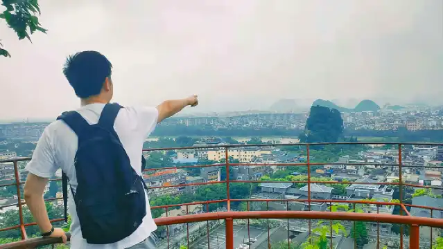 桂林一日遊【含午餐/上門接/晚出發/蘆笛岩獨秀峰象鼻山】