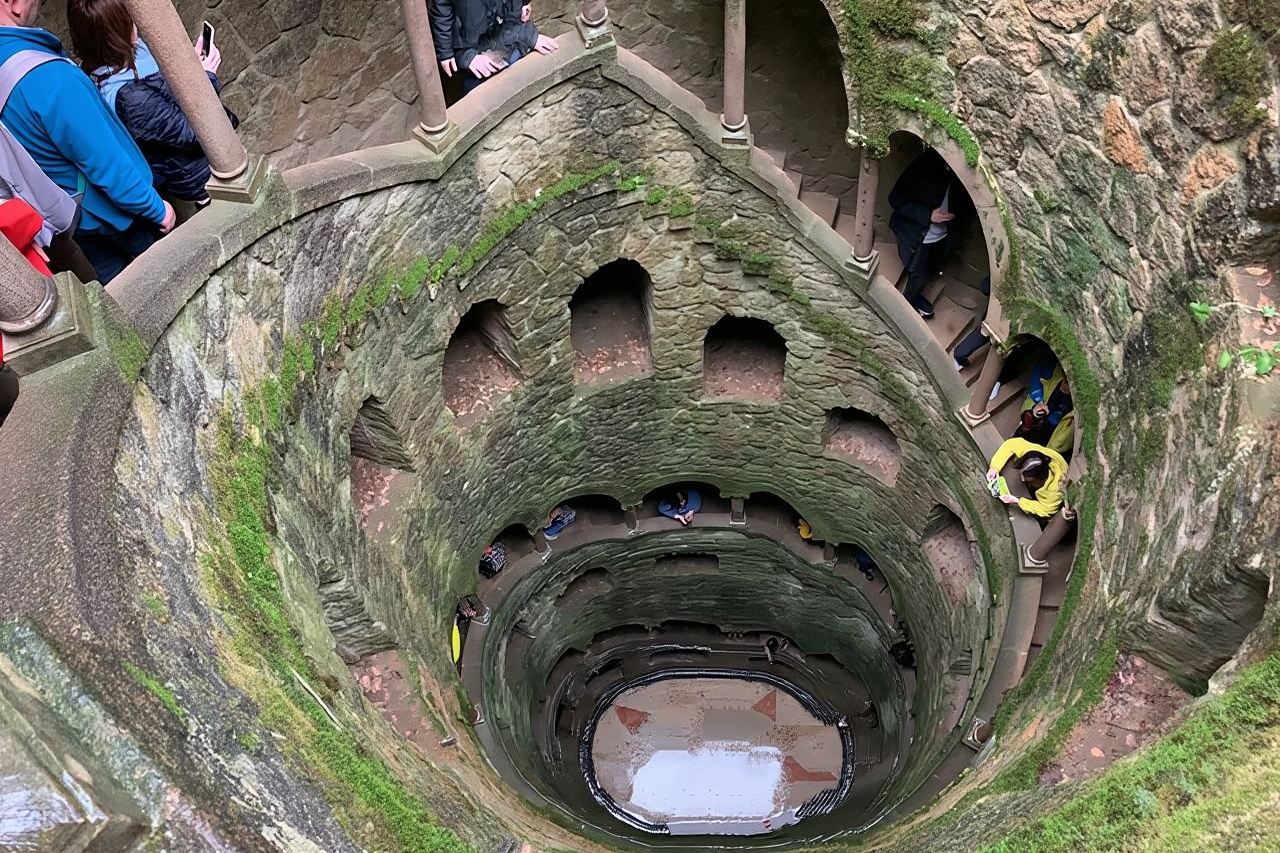 Quinta da Regaleira and Sintra visit half day private tour