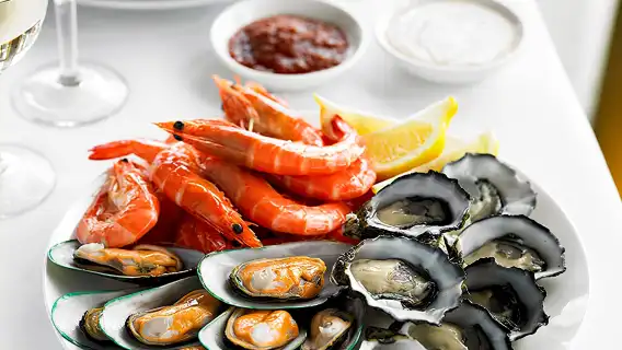 雪梨塔旋轉餐廳海鮮自助餐【靠窗座位可選&午餐/晚餐&360度俯瞰雪梨全景Sydney Tower Eye】