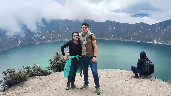 From Baños: Quilotoa Lagoon Full-Day Tour with Lunch