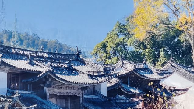 Tengchong 1-day tour 9 hr private charter for 2-3 attractions with flexible vehicle type