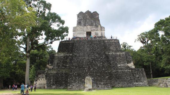 Tikal VIP Exclusive Tour All inclusive from Flores Guatemala