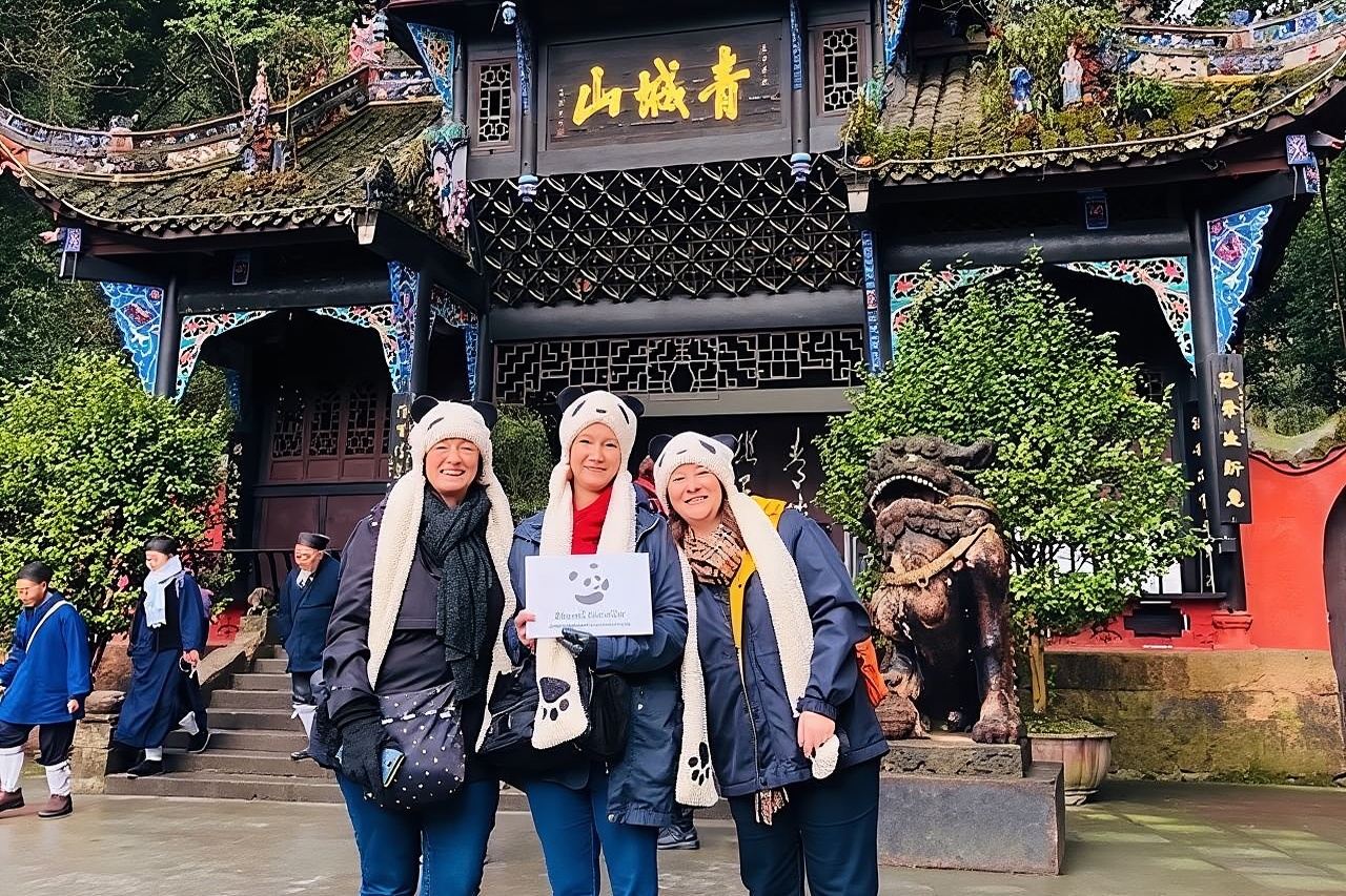 Tour privato di un giorno all-inclusive del monte Qingcheng e Dujiangyan
