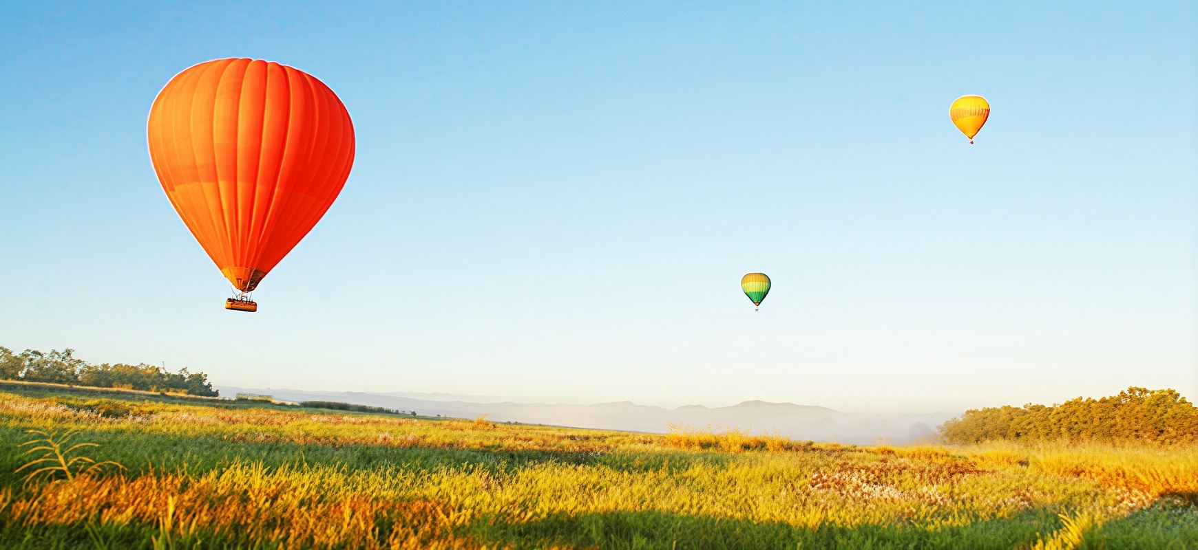 Brisbane hot air balloon ride with breakfast/e-photos/flight certificate