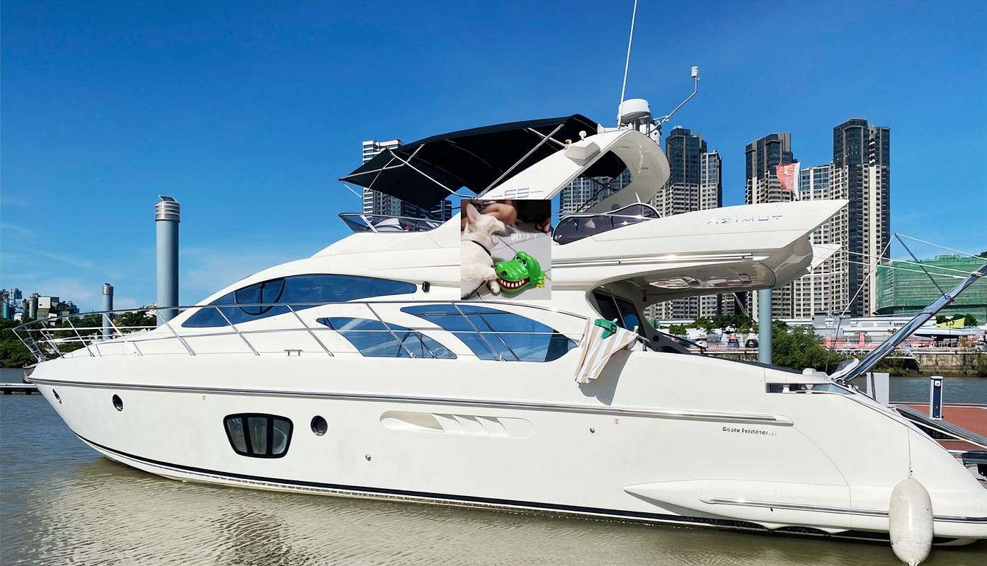 [Macau Yacht Rental] 55ft Italian Imported Yacht Charter (3 Hours/6 Hours/8 Hours) Private Yacht Rental for Group Outings with Multiple Routes | Business Meetings/Celebrations