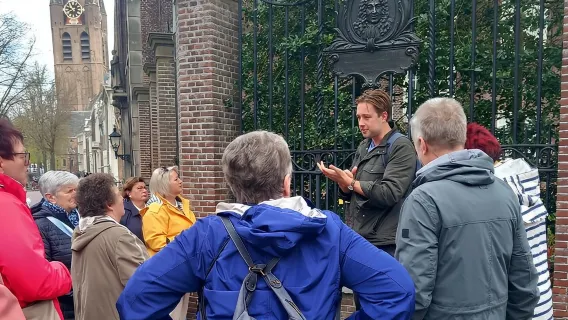 Tour privato storico di Delft e Leida con trasferimento incluso