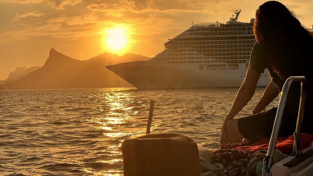 Rio de Janeiro Sunset Sailing Tour with Drinks