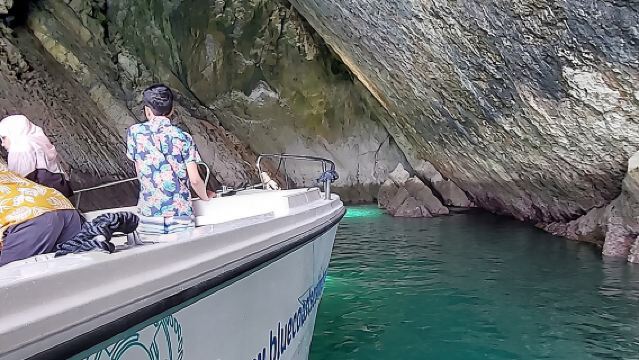 Bootstour zu versteckten Buchten und Stränden mit Schnorcheln