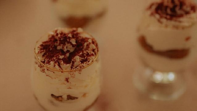 Cooking class with Pasta, mozzarella and Tiramisu with wine