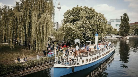 Berlins Wilder Osten: Nachtleben & Gegenkultur-Bootstour