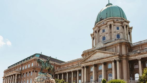 Budapest: Tur Jalan Kaki Distrik Kastil Buda bersama Sejarawan