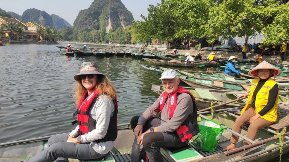 Ninh Binh Day Trip with Transfer, Lunch, Ticket and Biking