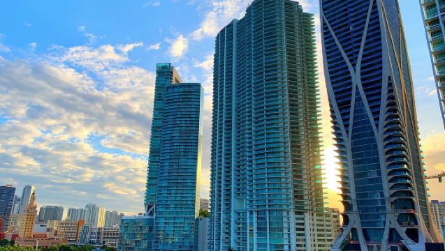 ไมอามี คอมโบ: ทัวร์เมือง, ล่องเรืออ่าวบิสเคย์ และนั่งเรือแอร์โบตในเอเวอร์เกลดส์