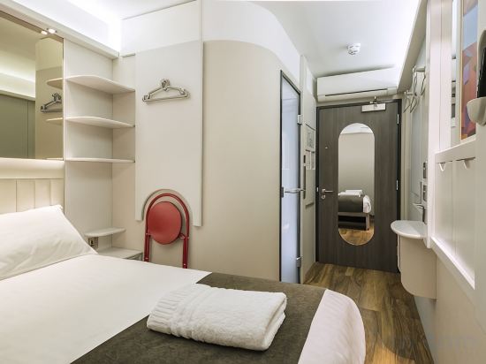 Point A Shoreditch Room Type - Cosy Double with Window