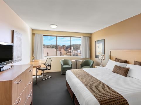 Best Western Plus Launceston Room Type - Accessible Deluxe King Room