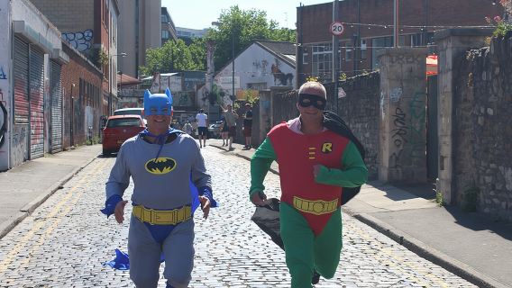 Lawatan Hanya Bodoh dan Kuda ke Bristol