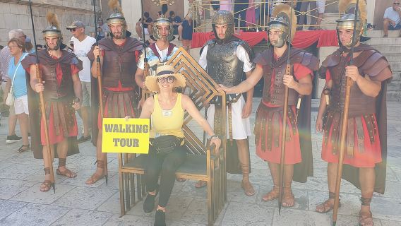 Recorrido a pie por la historia privada de Split en inglés