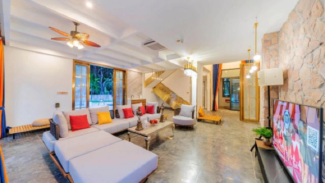 三亞亞龍灣濱海世界·過夜露營【三亞亞龍灣│游泳池「3房」營地+麻將+廚房│團建】