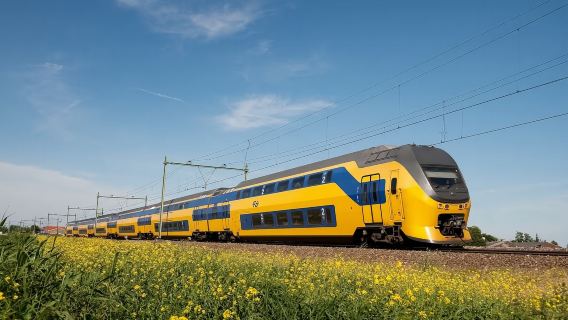 One-way Train Transfer between Schiphol Airport & Amsterdam Centraal by NS