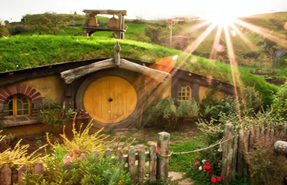 哈比村+懷託摩螢火蟲洞一日遊【拼車出行/包括門票/雙語司導】