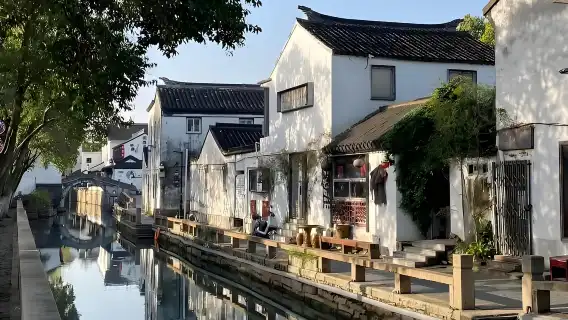 Suzhou One Day Discovery : Unveil the secret of Master of Net's Garden, Experience the Handmaking Course with Local Market Food Tour
