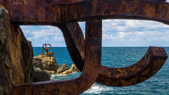 From Bilbao: Excursion to San Sebastián, Hondarribia, Hendaye, and Getaria