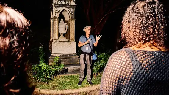 Ghosts of Charleston Night-Time Walking Tour with Unitarian Church Graveyard