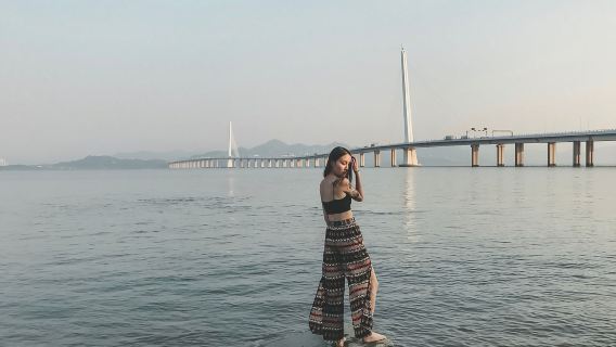 Shenzhen Private Guided Day Tour Lianhua Mountain Civic Center Huaqiang North Shenzhen Bay Park Gankeng Ancient Town