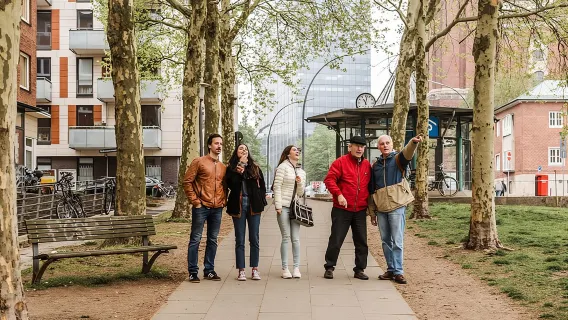 Tour đi bộ riêng tư ở Hamburg: Những điểm nổi bật và viên ngọc ẩn giấu do người dân địa phương giới thiệu