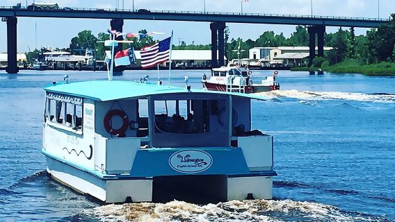 ล่องเรือพร้อมบรรยาย 50 นาทีที่เกาะอีเกิลส์