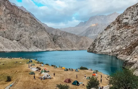 從撒馬爾罕出發，前往七湖和潘吉肯特的全包一日遊