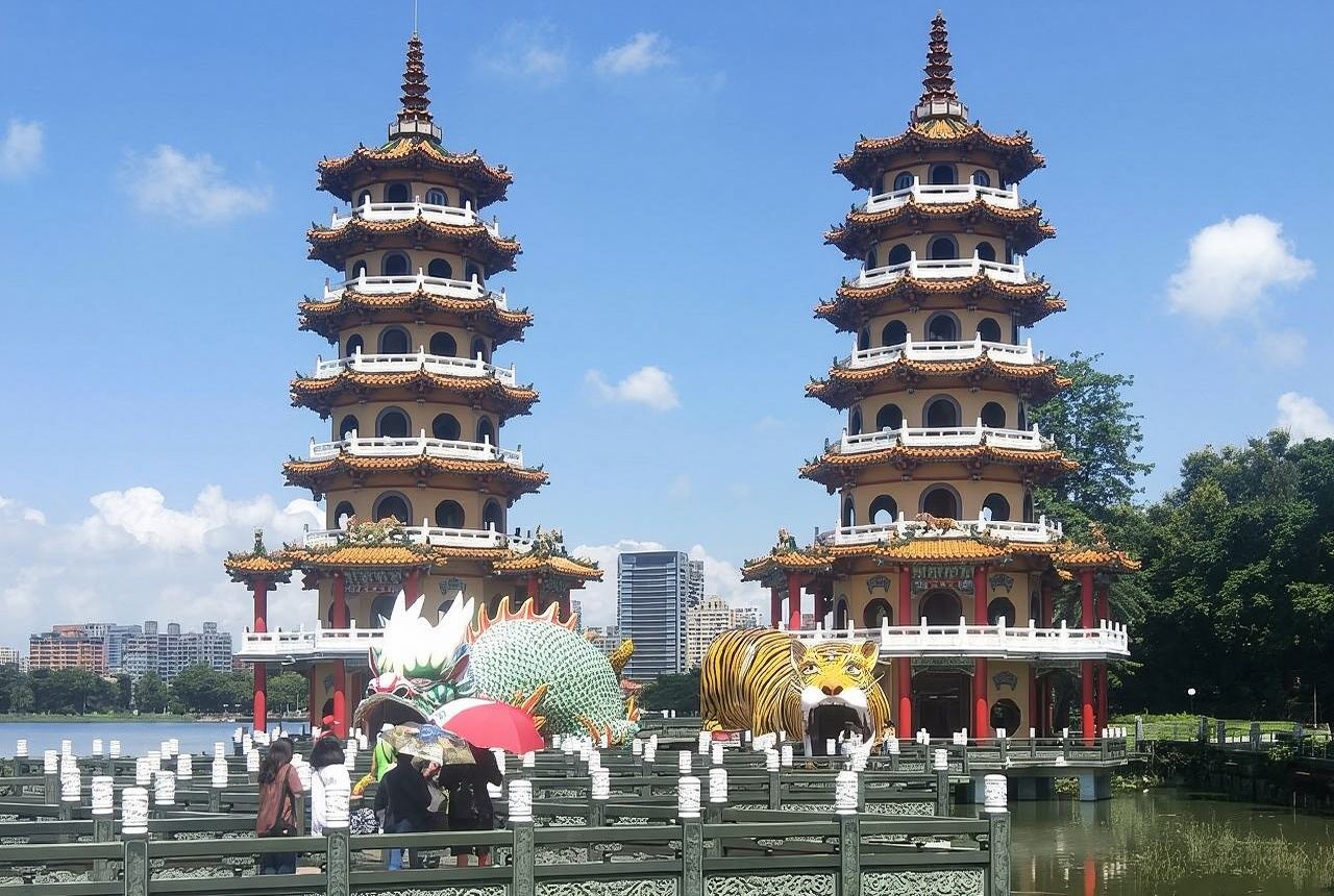 ทัวร์ 1 วัน หอพญามังกรและพญาครุฑ+พิพิธภัณฑ์อาหารตุ๋นไถหนาน+พิพิธภัณฑ์ชิเมะ/ทัวร์เหมารถส่วนตัว เริ่มจองตั้งแต่ 2 ท่าน