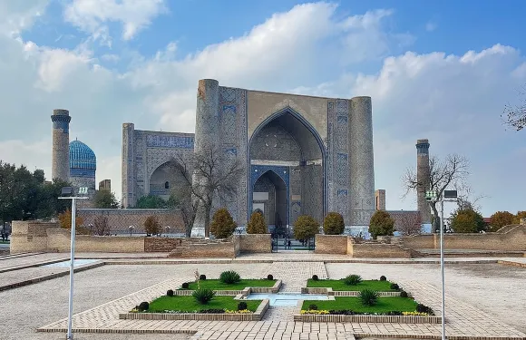 塔什干出發撒馬爾罕全包日遊