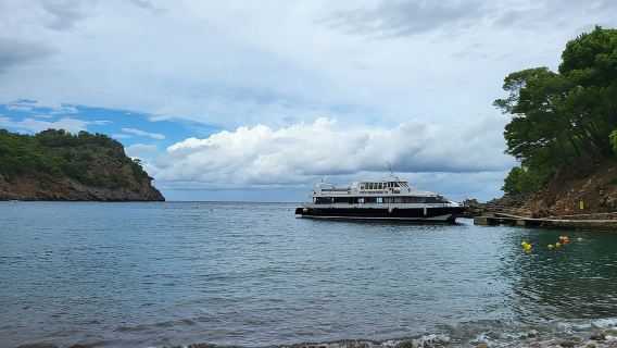 Puerto de Sóller: Bootsfahrt nach Cala Tuent und zurück